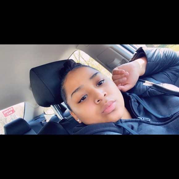 Meet your Posher, Nana - Picture 1 of 1